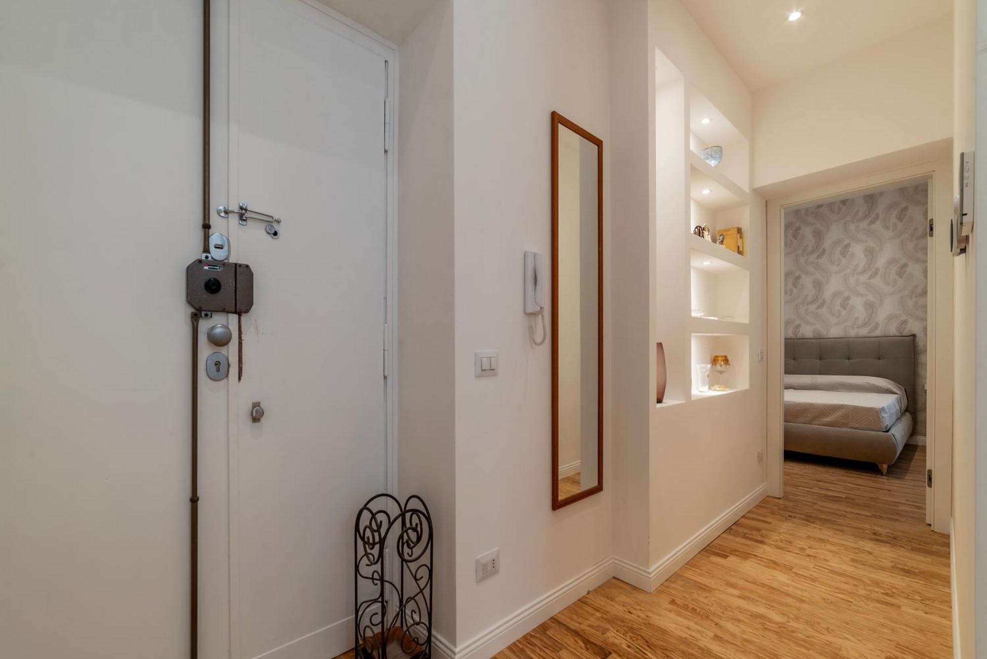 Rome Huge & Cozy Apartment ภายนอก รูปภาพ