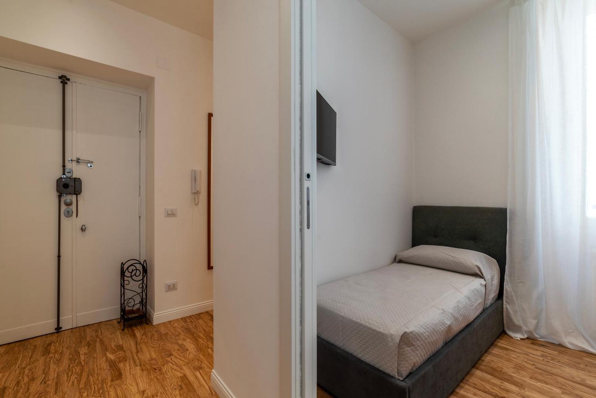 Rome Huge & Cozy Apartment ภายนอก รูปภาพ
