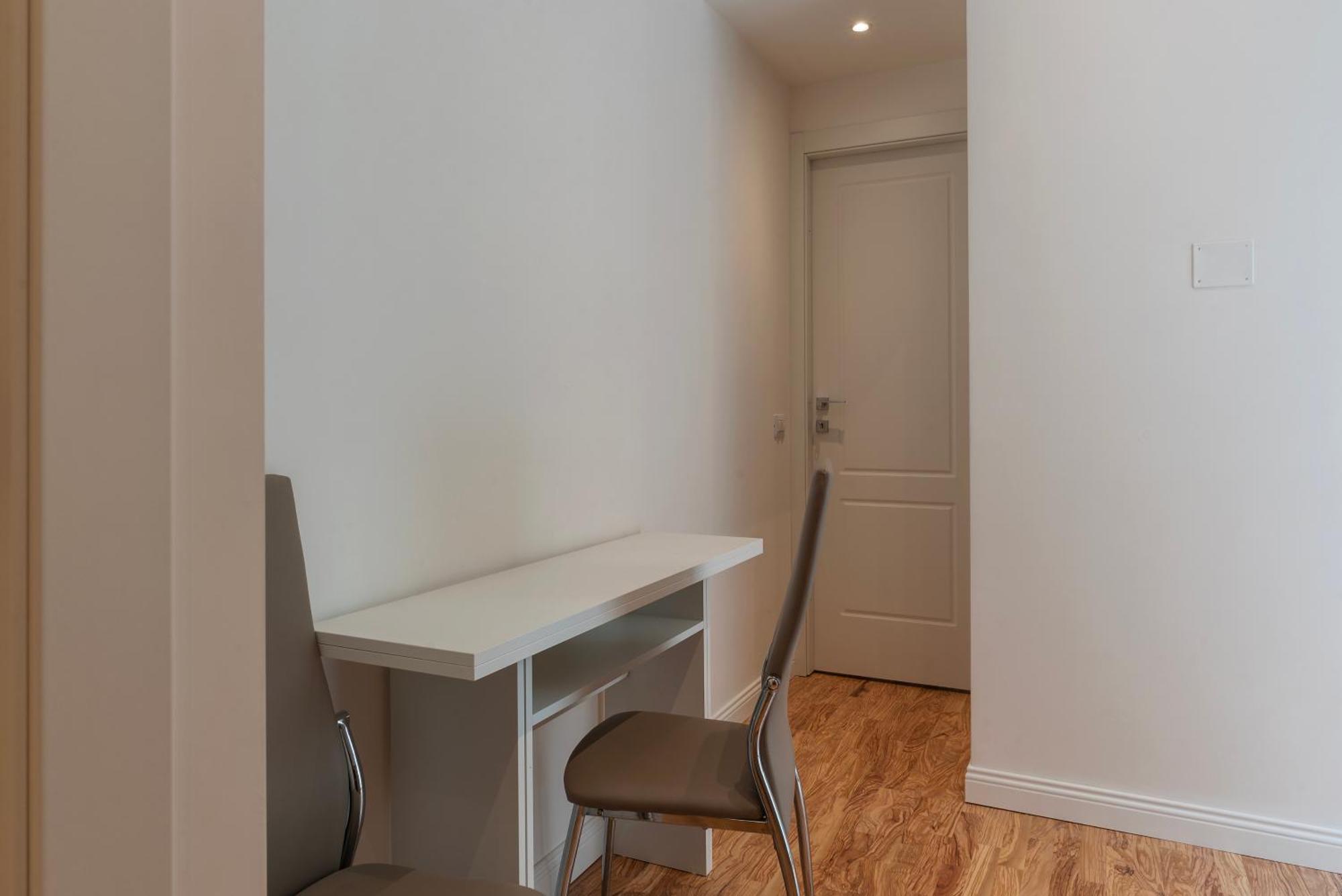 Rome Huge & Cozy Apartment ภายนอก รูปภาพ