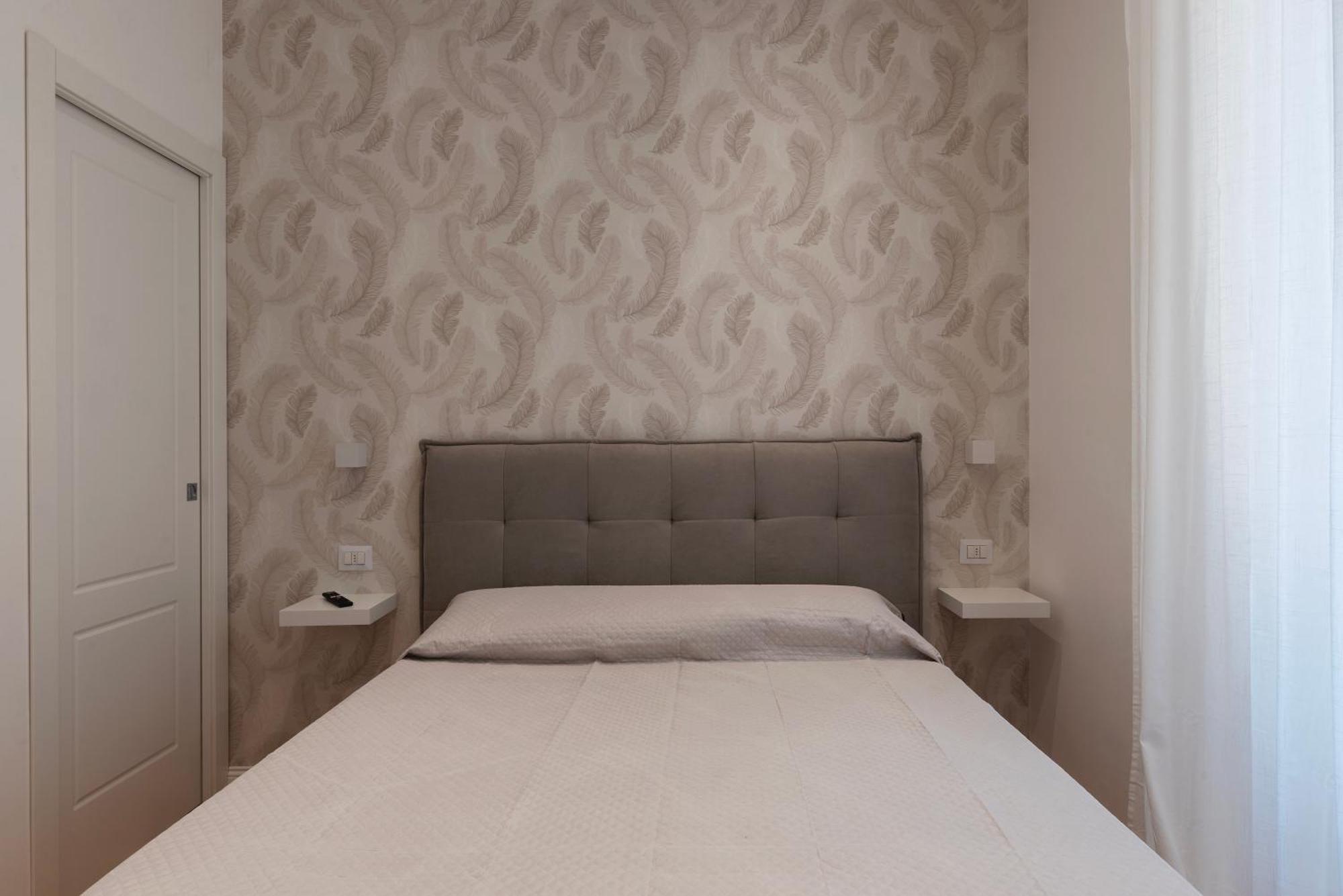 Rome Huge & Cozy Apartment ภายนอก รูปภาพ
