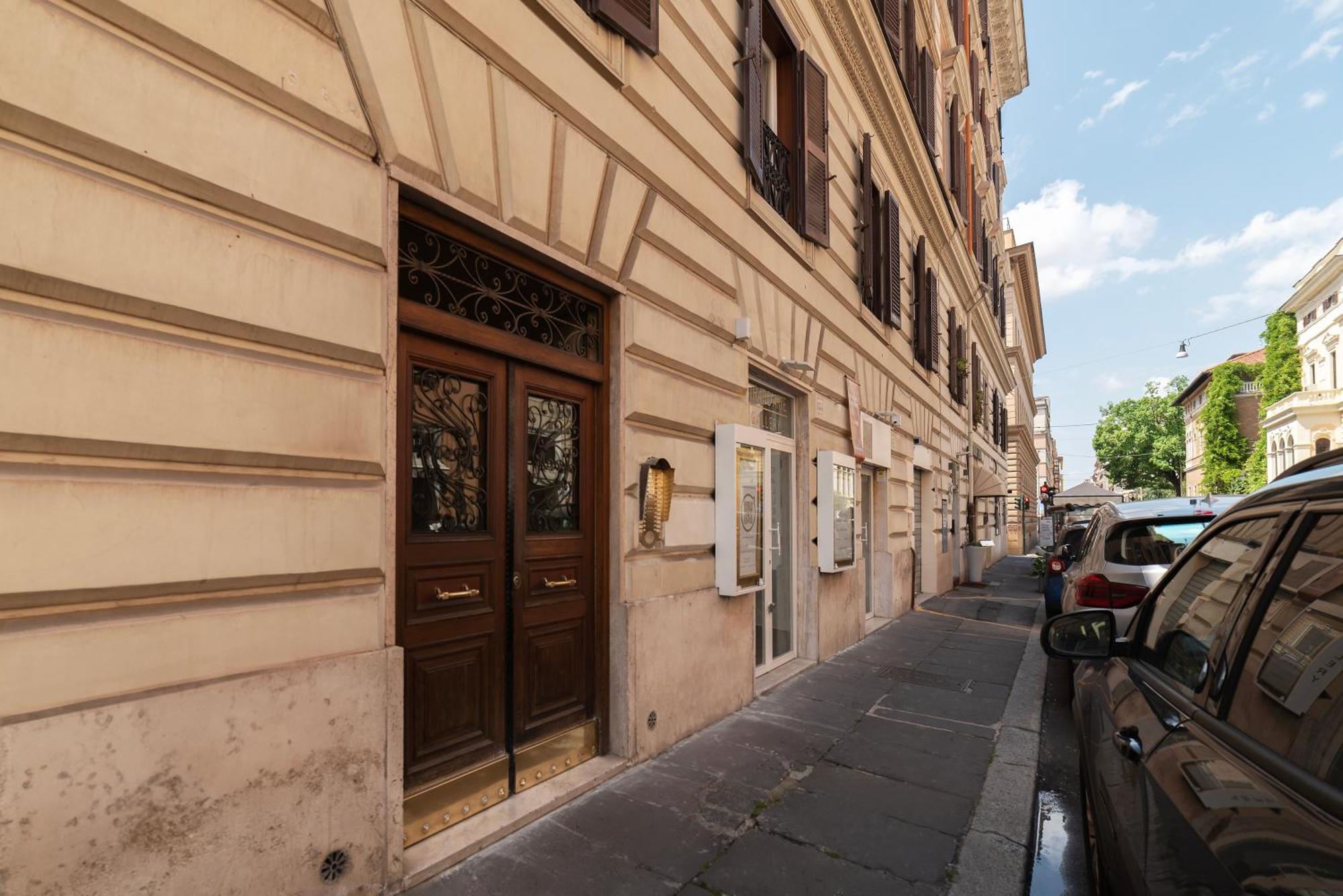 Rome Huge & Cozy Apartment ภายนอก รูปภาพ