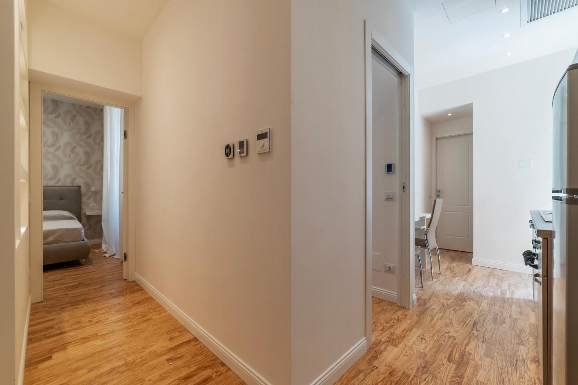Rome Huge & Cozy Apartment ภายนอก รูปภาพ